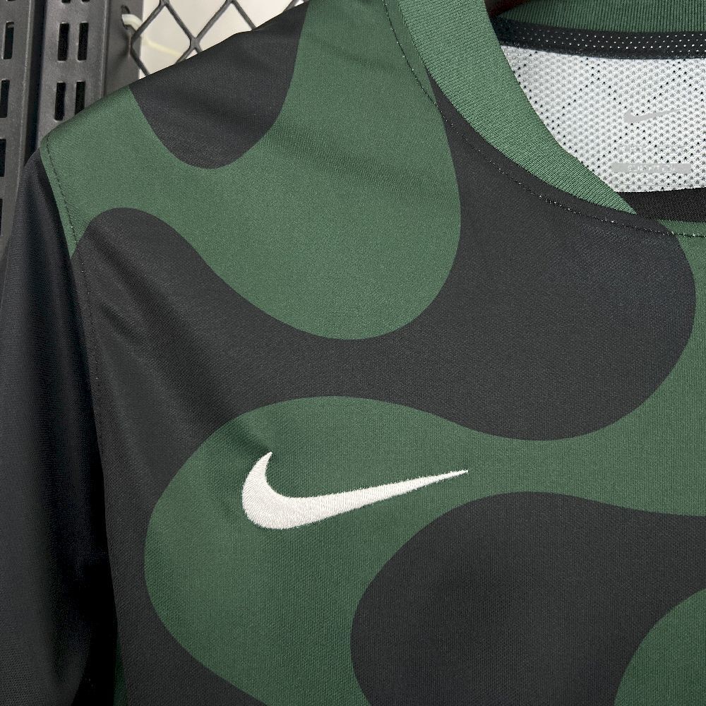 25-26 Sporting Lisbon Third