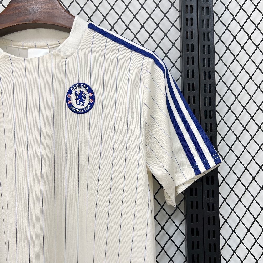 25-26 Chelsea White Retro