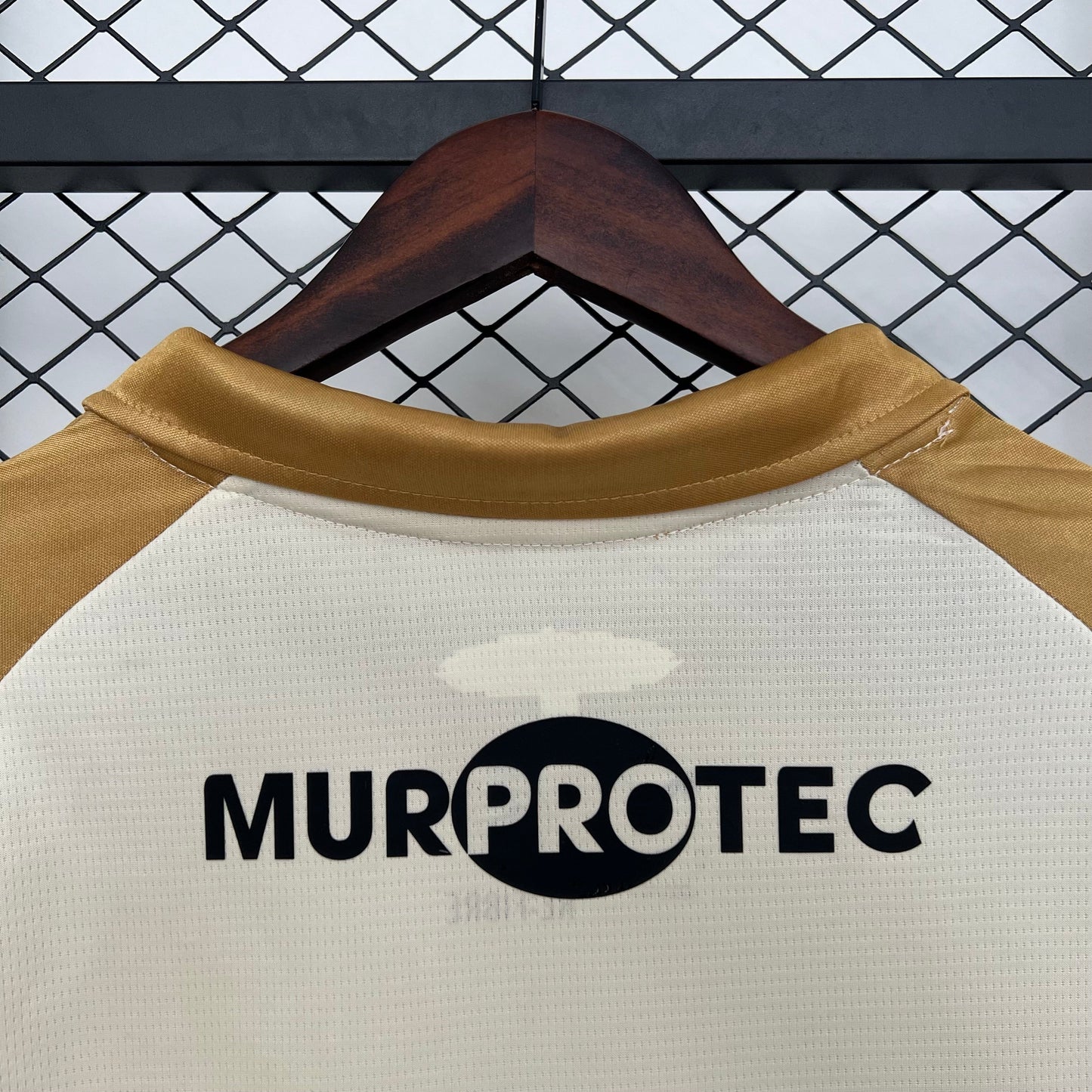 25-26 Lens Third Away