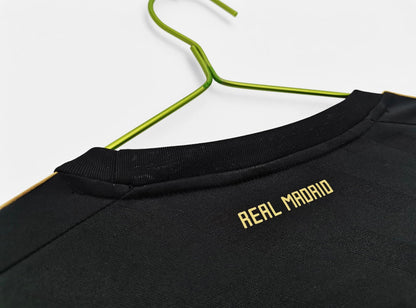 Real Madrid 2011/12 Extérieur