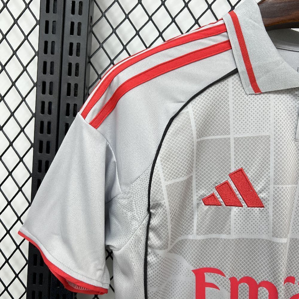 25-26 Lyons Third Away