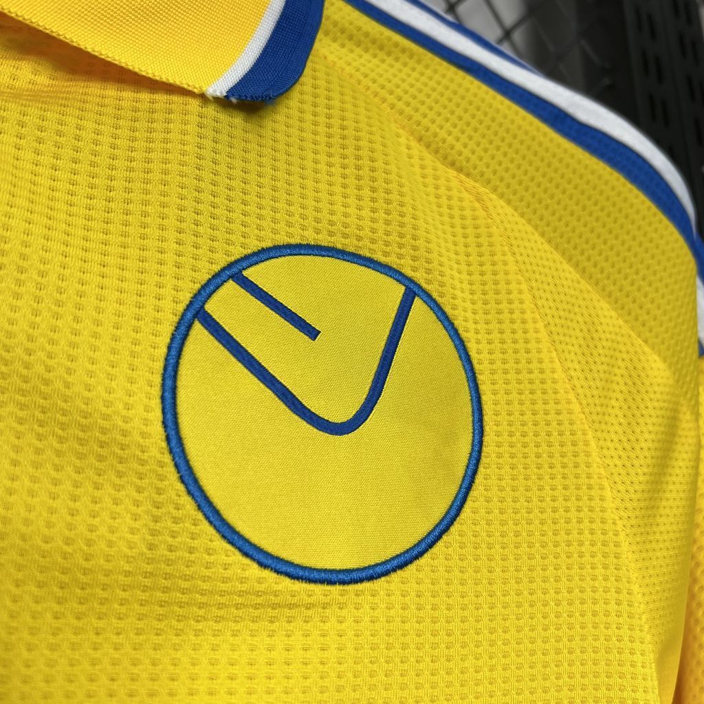 24-25 Leeds United Away