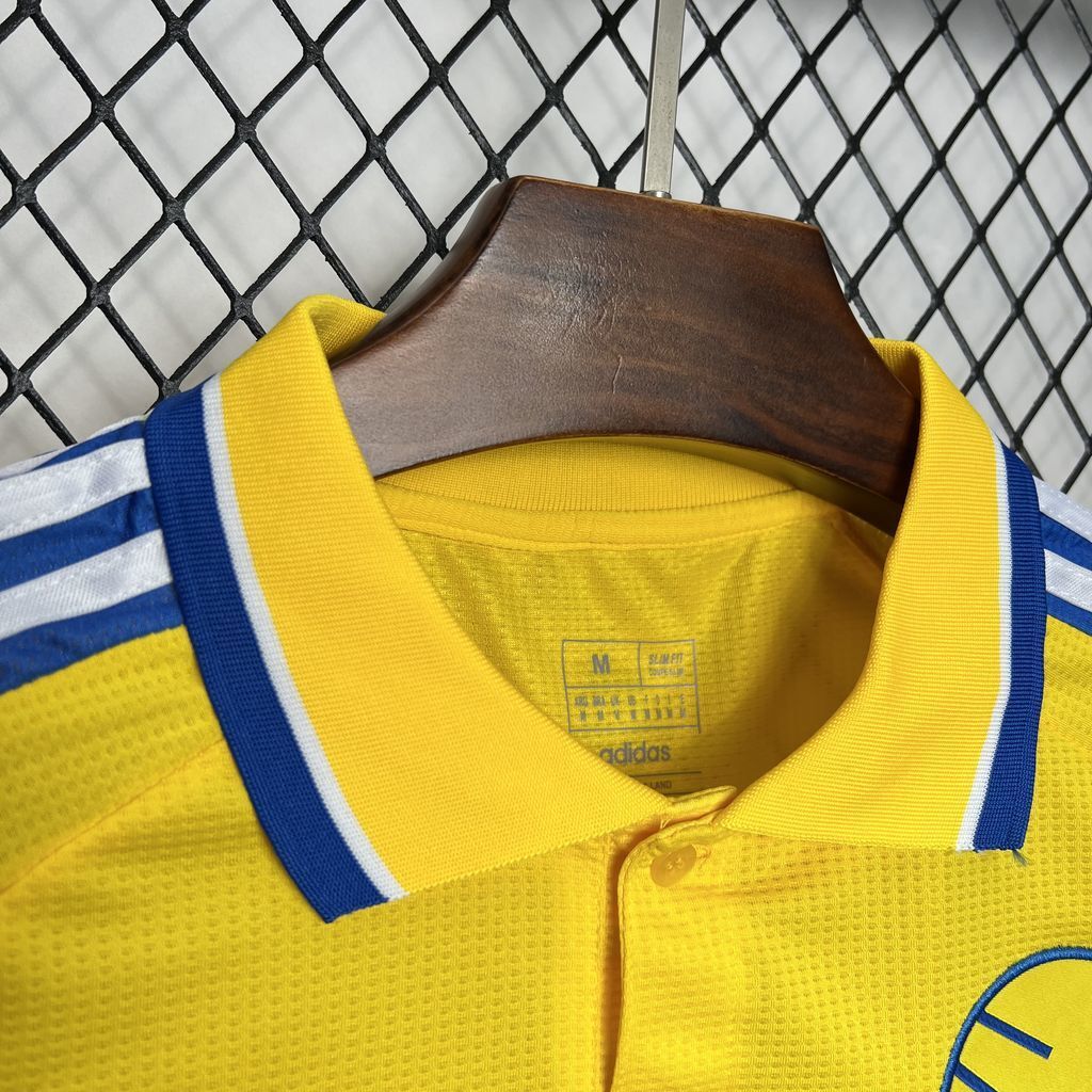 24-25 Leeds United Away