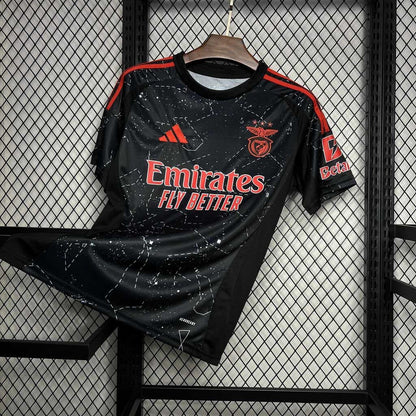 24-25 Benfica Away