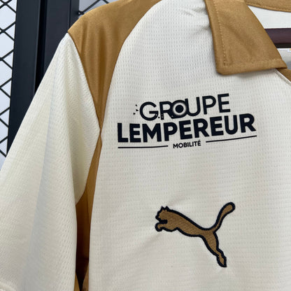 25-26 Lens Third Away