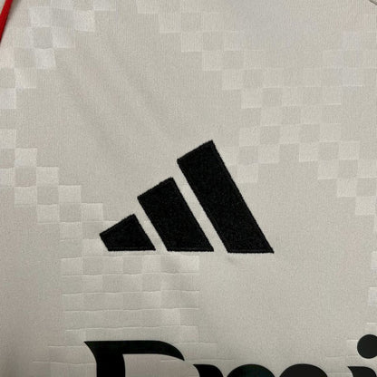 25-26 Benfica Away