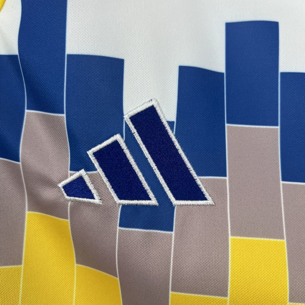 25-26 Leeds United Home