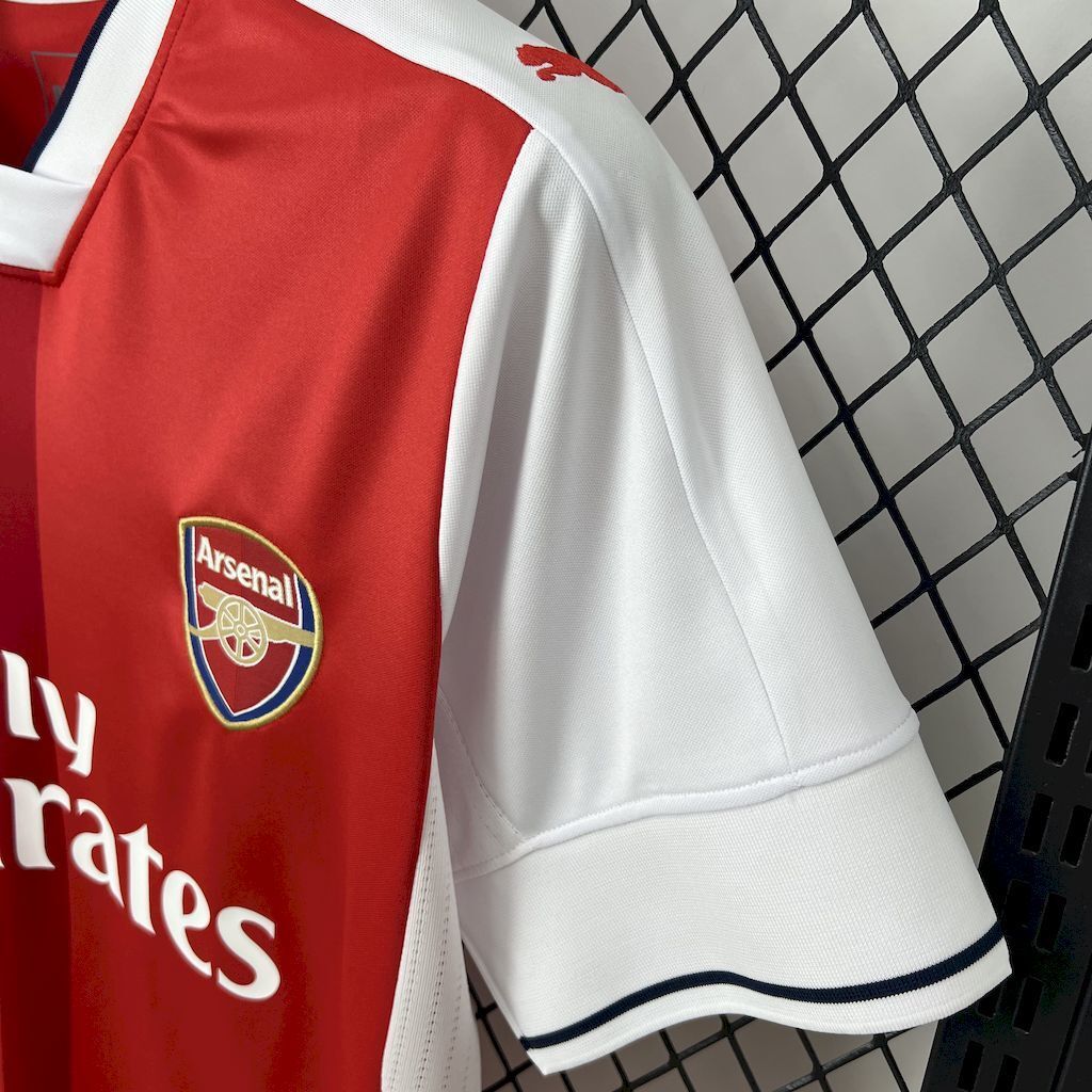 16-17 Arsenal Home Retro