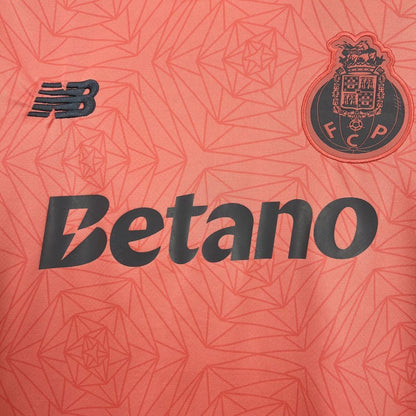 25-26 Porto Away