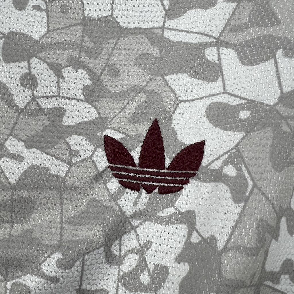 25-26 Aston Villa Third