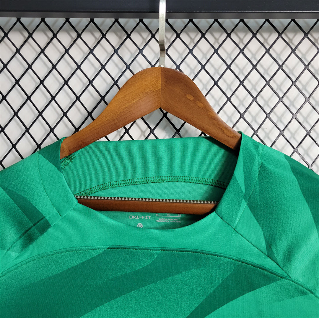 23-24 PSG Green Goalkeeper manche longue