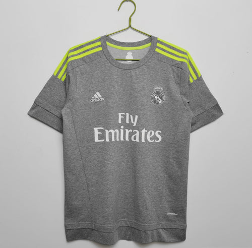 Real Madrid 2015/16 Extérieur