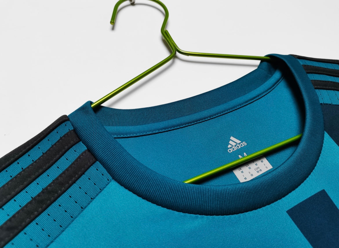 Real Madrid 2017/18 Extérieur