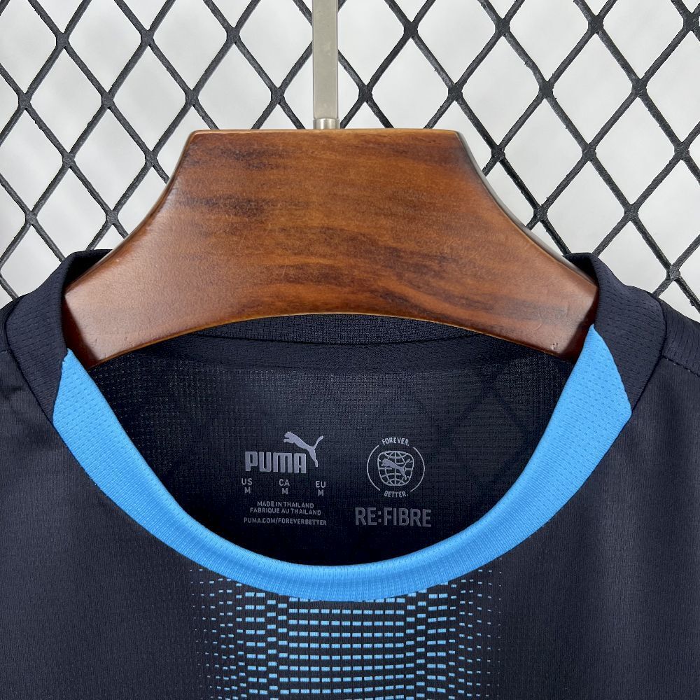 25-26 Marseille Away