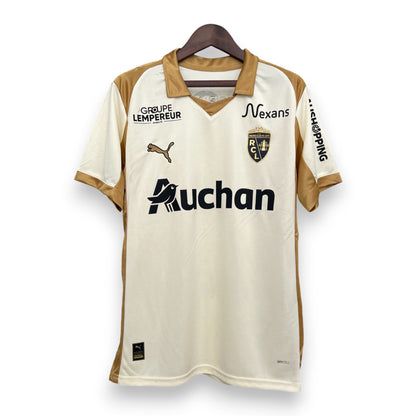 25-26 Lens Third Away