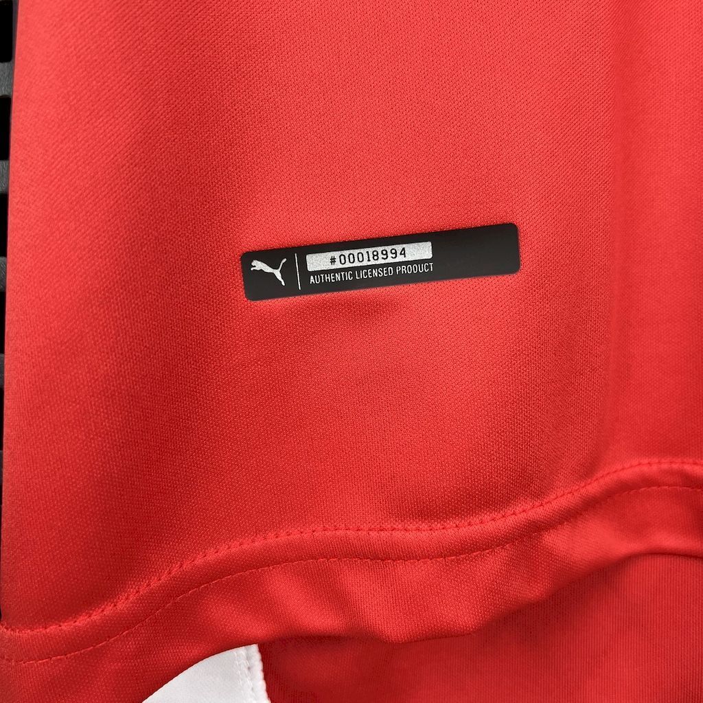 16-17 Arsenal Home Retro