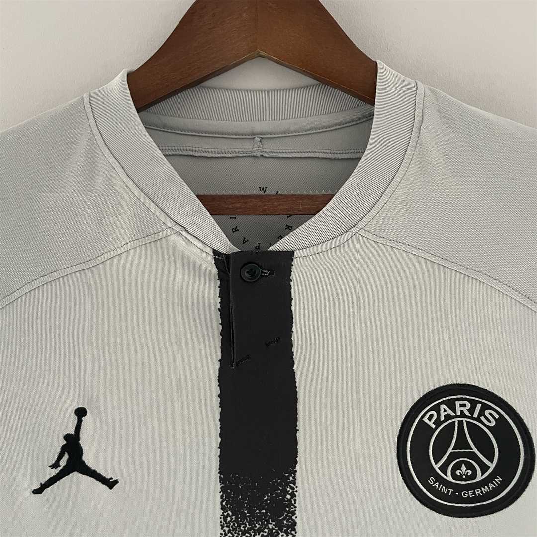 22-23 PSG away