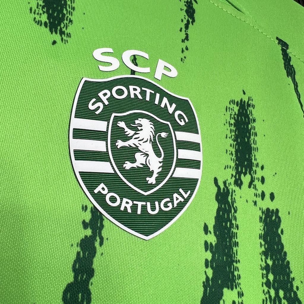 24-25 Sporting Lisbon Third