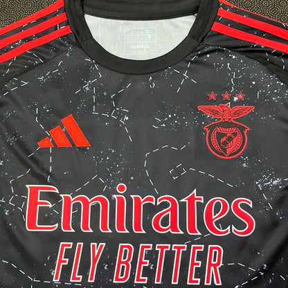 24-25 Benfica Away