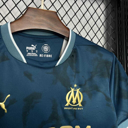 24-25 Marseille Away