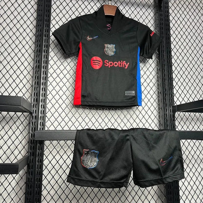 24/25 Ensemble Enfant Barcelone